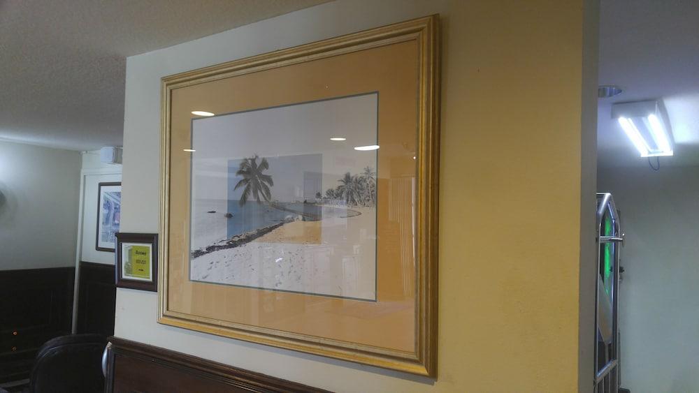 Belmont Inn & Suites Florida City Esterno foto